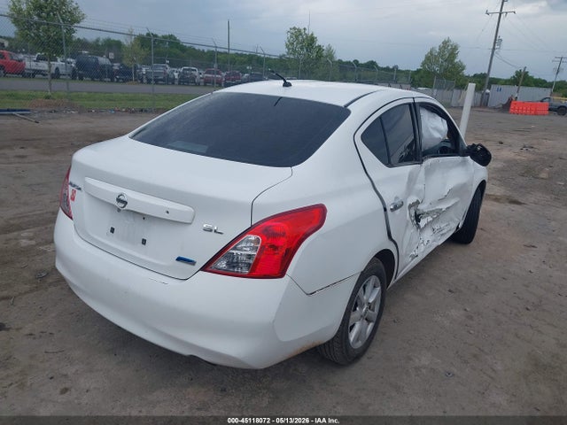 Nissan Versa 1.6 Sl