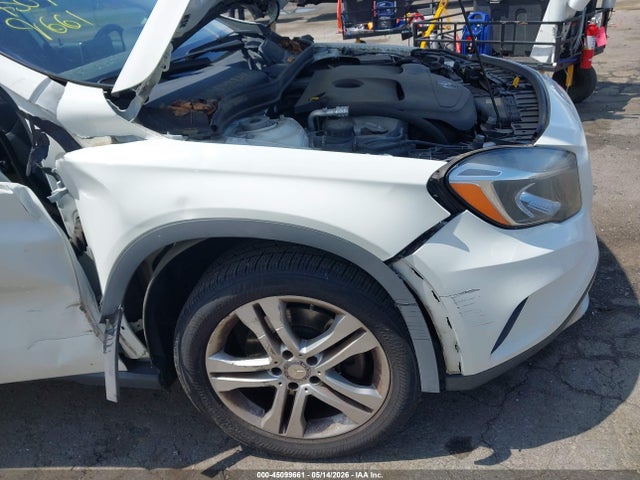 Mercedes-Benz GLA 4matic