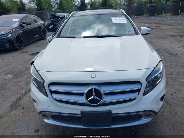Mercedes-Benz GLA 4matic