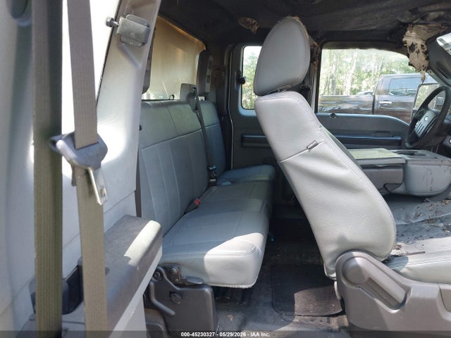 Ford F-250 Xl