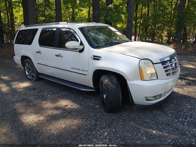 Salvage Cadillac Escalade Image