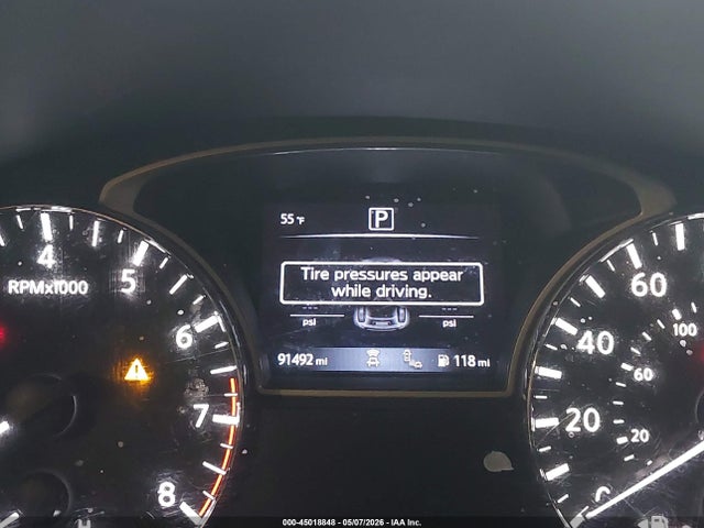 Nissan Pathfinder Sv