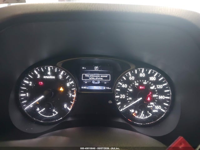 Nissan Pathfinder Sv