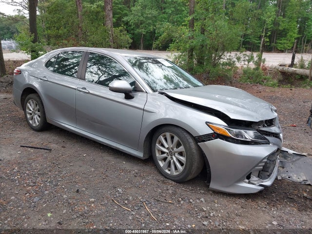 Salvage Toyota Camry Image