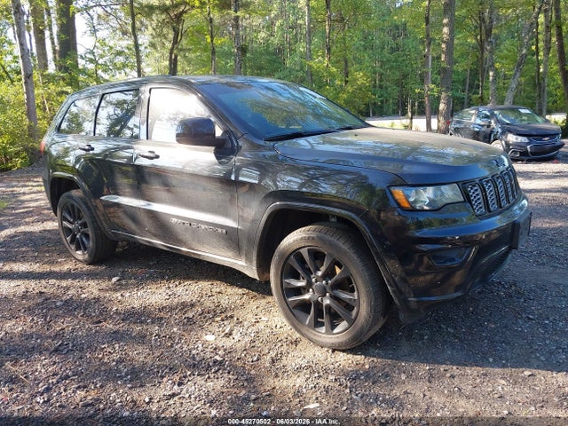 Salvage Jeep Grand Cherokee Image