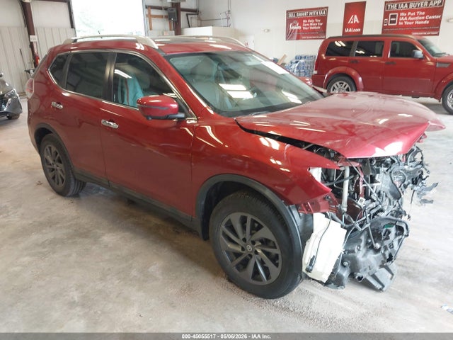 Salvage Nissan Rogue Image