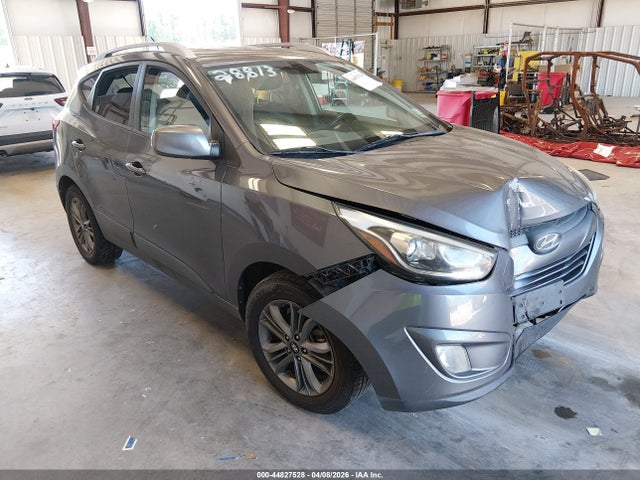 Salvage Hyundai TUCSON Image
