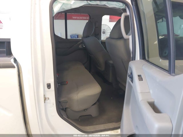 Nissan Frontier Sv