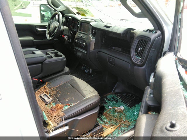 Chevrolet Silverado 2500 4wd  Long Bed Wt