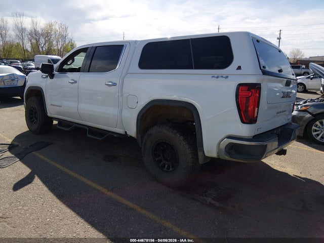 GMC Sierra 1500 4wd  Short Box Slt