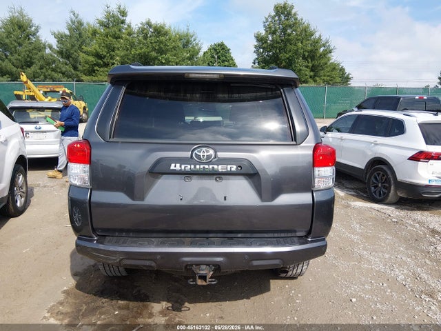 Toyota 4Runner Sr5 V6