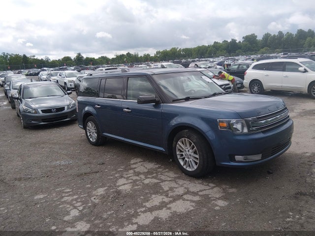 Salvage Ford Flex Image