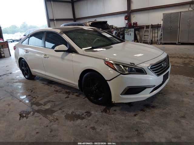 Salvage Hyundai SONATA Image