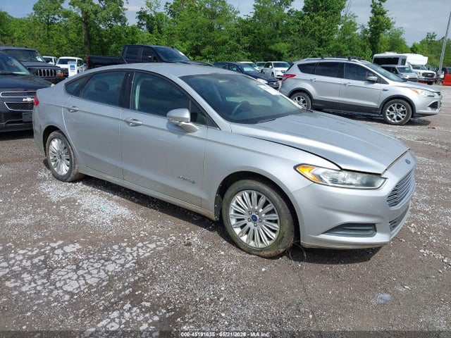 Salvage Ford Fusion Image
