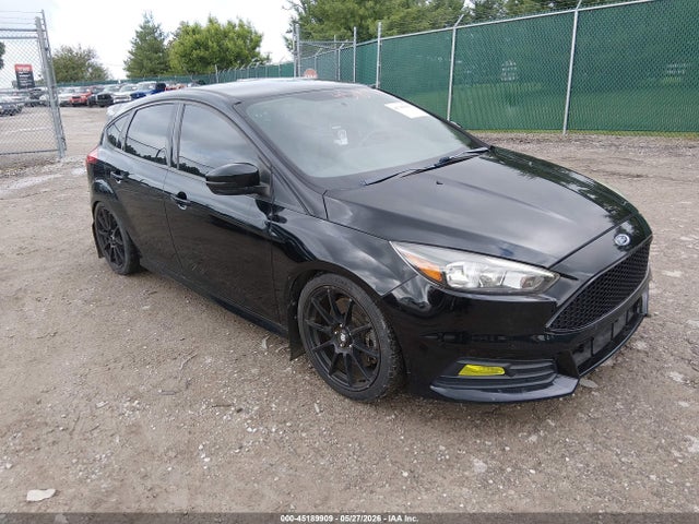 2017 Ford Focus St