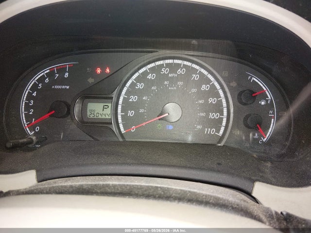 Toyota Sienna Le V6