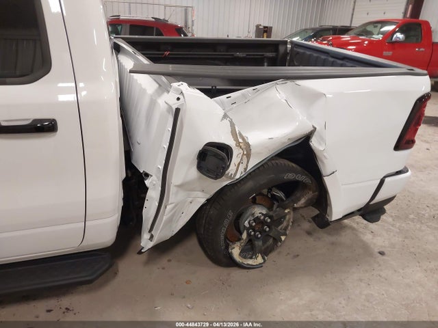 Ram 1500 Big Horn  4x4 5'7 Box