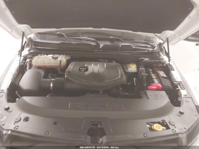 Ram 1500 Big Horn  4x4 5'7 Box