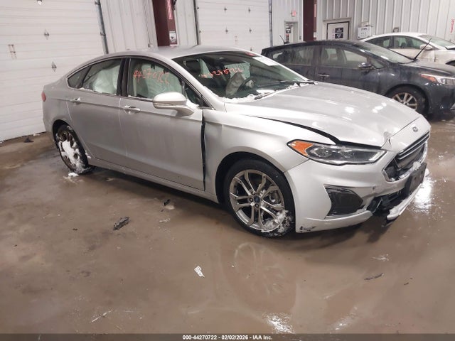 Salvage Ford Fusion Image
