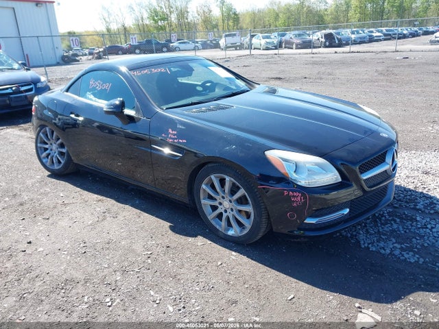 Salvage Mercedes-Benz Slk-class Image