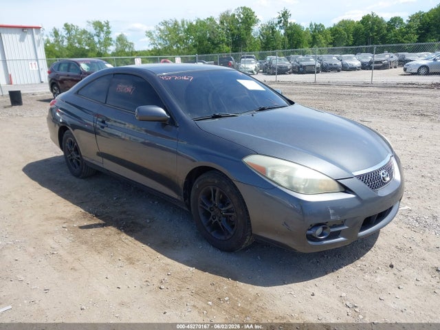 Salvage Toyota Camry Image