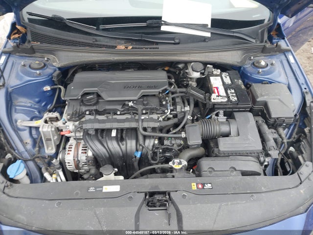 Hyundai ELANTRA Sel