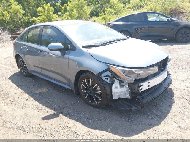 Salvage Toyota Corolla Image