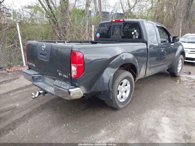Nissan Frontier Sv