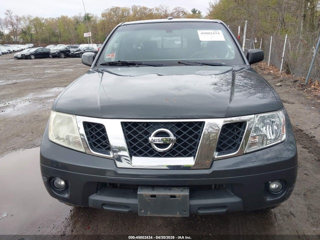 Nissan Frontier Sv