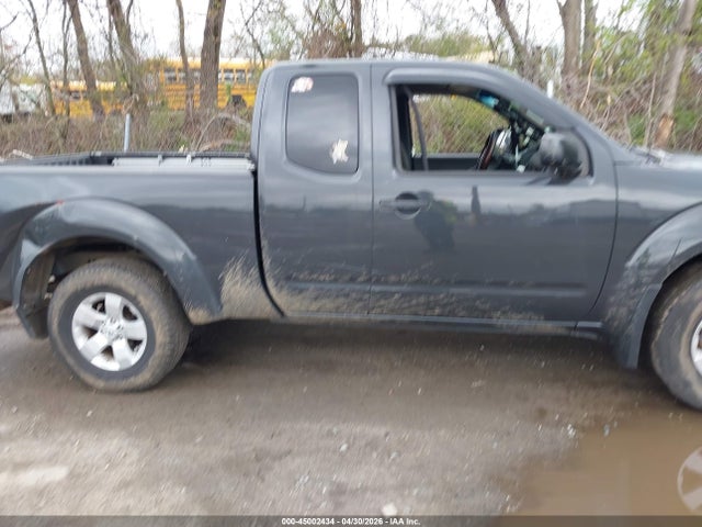 Nissan Frontier Sv