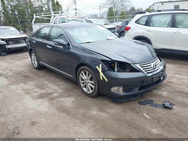 Salvage Lexus Es Image