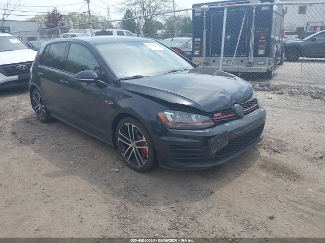 Salvage Volkswagen Golf Image