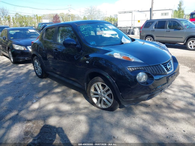 Salvage Nissan JUKE Image
