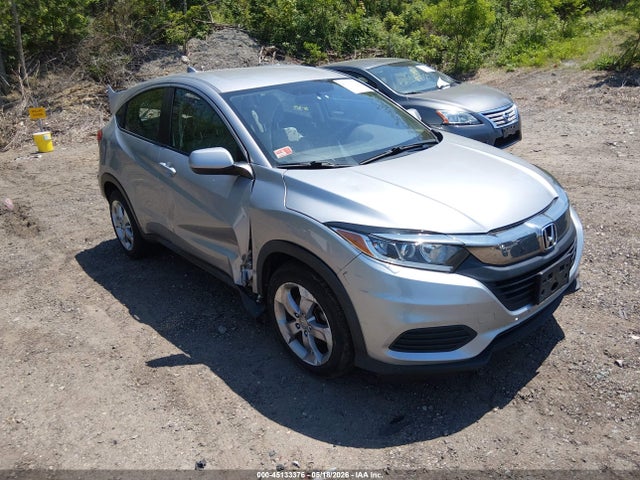 Salvage Honda HR-V Image
