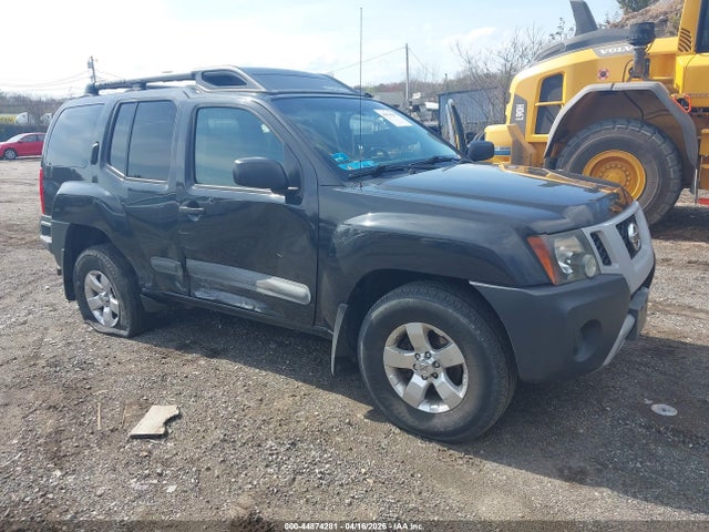 Salvage Nissan Xterra Image