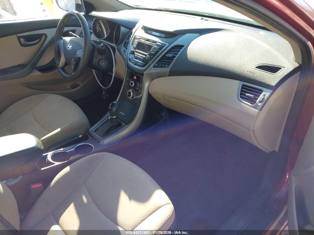 Hyundai ELANTRA Se