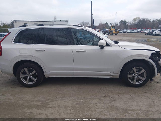 Volvo XC90 T5 Momentum