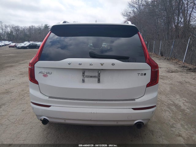 Volvo XC90 T5 Momentum