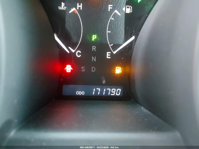 Toyota Highlander Base V6