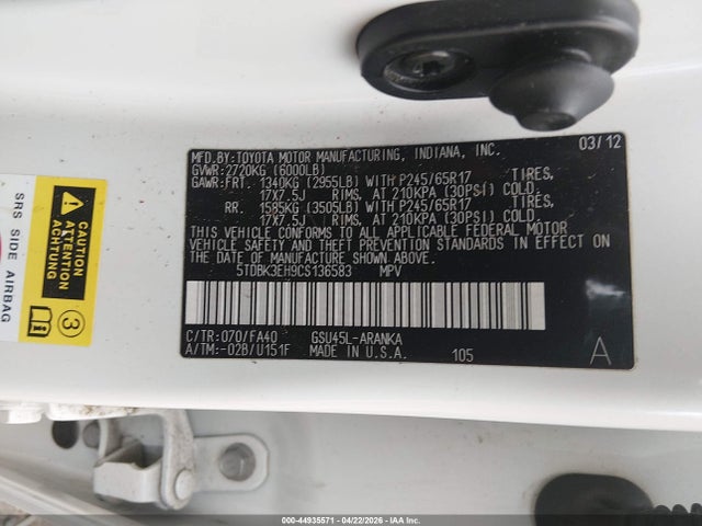 Toyota Highlander Base V6