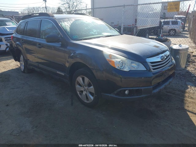 Salvage Subaru Outback Image
