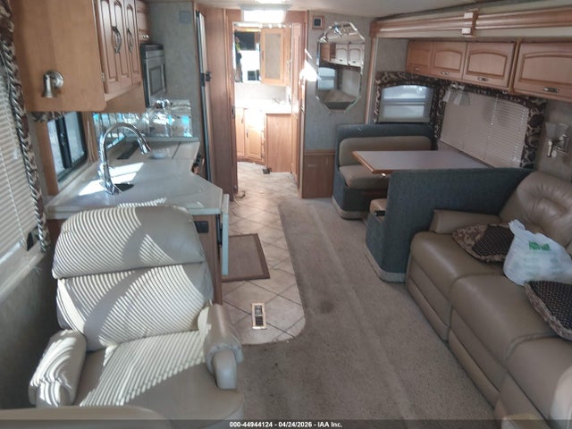 Freightliner Chassis X Line Motor Home