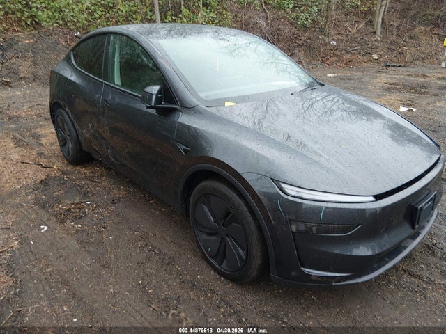Salvage Tesla Model Y Image