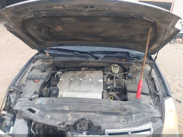 Cadillac DTS Standard