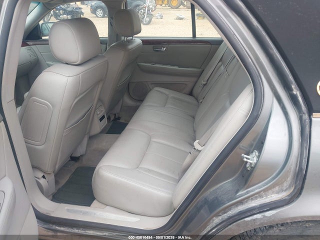 Cadillac DTS Standard