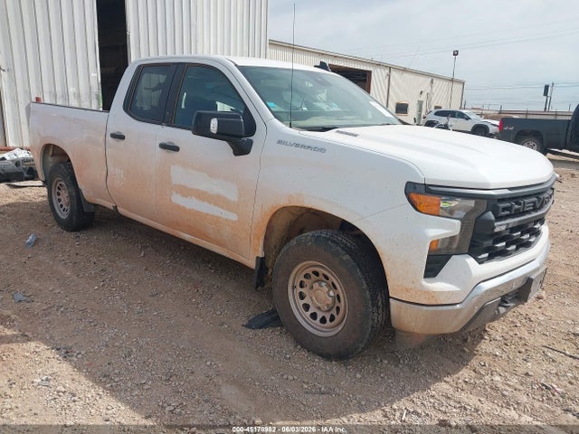 Salvage Chevrolet Silverado 1500 Image