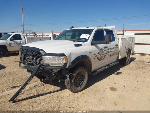 Ram 2500 Tradesman  4x2 8' Box