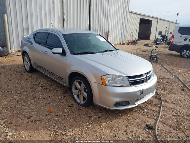 Salvage Dodge Avenger Image