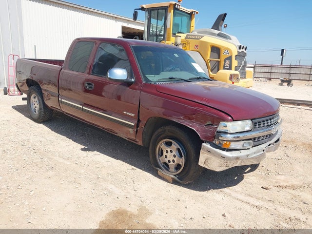 Salvage Chevrolet Silverado 1500 Image