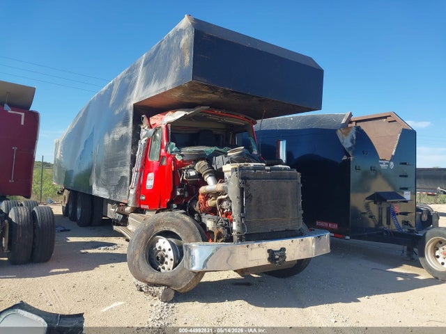 Salvage Peterbilt 567 Image